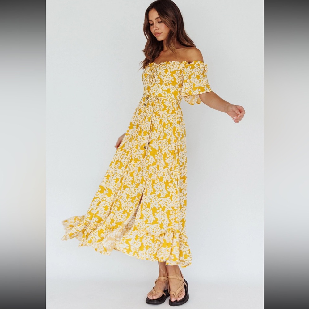 Yellow Midi Dress size small - Selfie Leslie